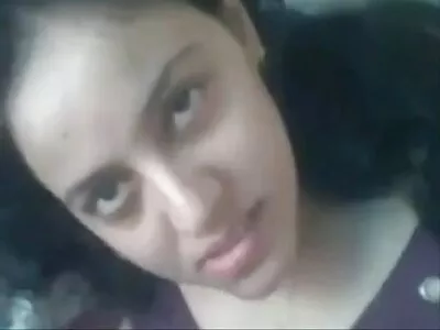 യുവാവായ ഭർത്താവിന് കഴുതയെ കണ്ടപ്പോൾ എതിർക്കാൻ കഴിഞ്ഞില്ല